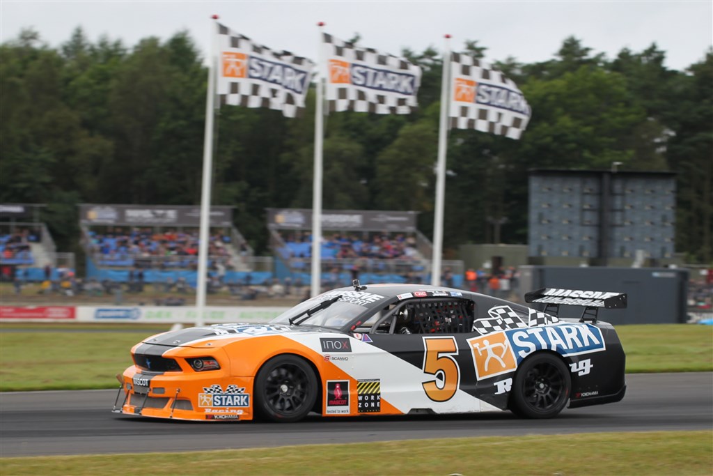 Den regerende DTC-mester Casper Elgaard har valgt at indstille karrieren, når årets sæson i MASCOT Danish Thundersport Championship er
(Foto: Henning Smed)